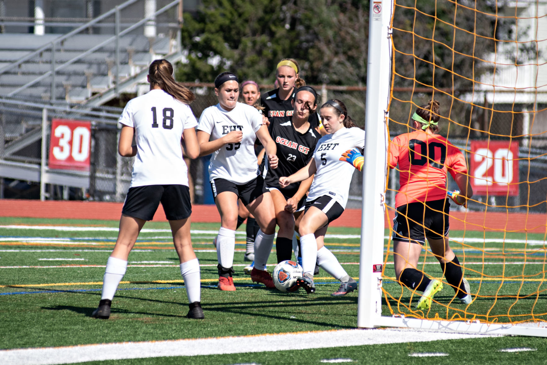 101319_spt_calgirlssoccer